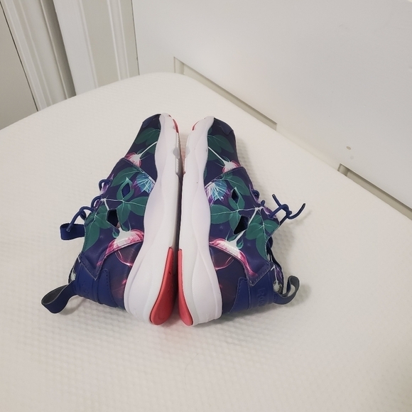 Reebok Colorful Print 3D Ultralite Sneakers Size 6, Walking, Running - Picture 5 of 16